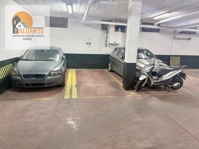 Garaje en venta en Cádiz, La Viña