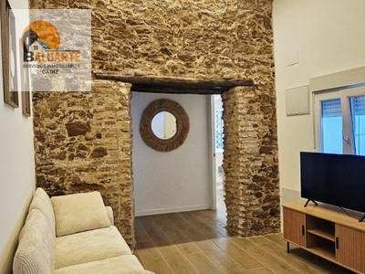 Piso en venta en Cádiz, Centro, con 2 dormitorios y baño
