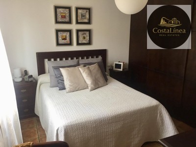 Adosado en venta en La Línea De La Concepción, Santa Margarita, con 3 dormitorios, 3 baños, 2 plazas de garaje y 2 terrazas