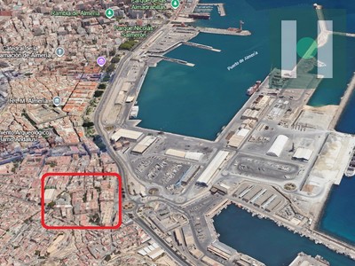 Piso en venta en Almería, Pescadería, con 4 dormitorios y 2 baños