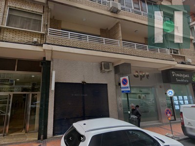 Piso en venta en Murcia, Murcia Centro, con 6 dormitorios, 2 baños, aseo, trastero y balcón