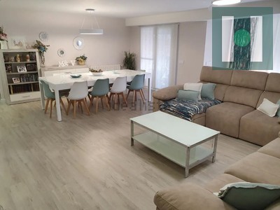 Piso en venta en Murcia, Santa Eulalia, con 7 dormitorios, 3 baños y terraza