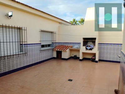 Chalet en venta en Cartagena, Pozo Estrecho, con 3 dormitorios, 2 baños, plaza de garaje, trastero y terraza