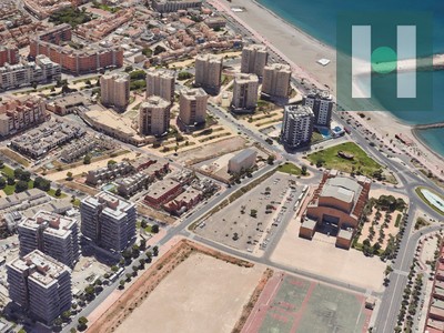 Chalet en venta en Almería, Vega De Acá, con 4 dormitorios, 4 baños, plaza de garaje, trastero, balcón y terraza