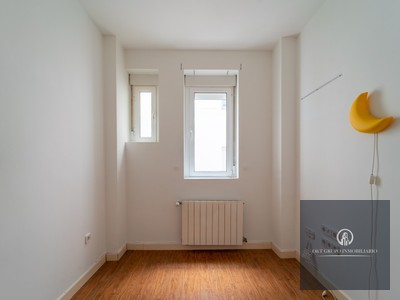 Piso en venta en Madrid, con 2 dormitorios y baño