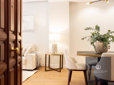 Piso en venta en Madrid, con 3 dormitorios y 3 baños