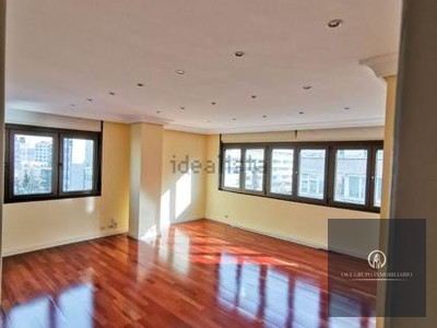 Piso en alquiler en Madrid, con 2 dormitorios y 2 baños