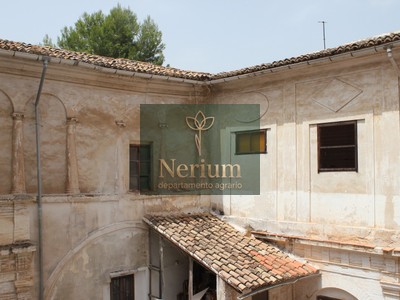 Edificio mixto en venta en Xativa, Barri La Mercé