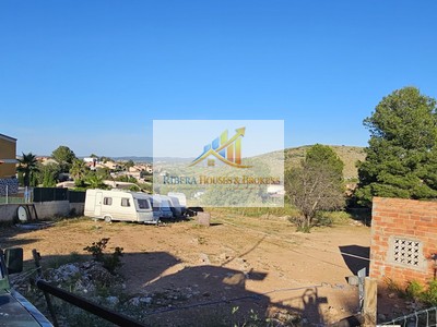 Terreno urbano en venta en Montroy