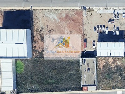 Terreno industrial en venta en Montroy