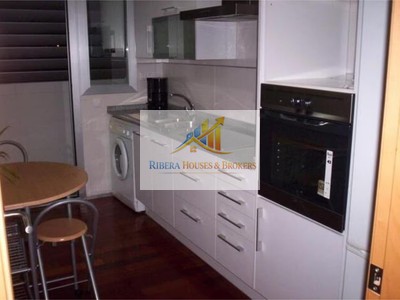 Piso en venta en Alginet, con 2 dormitorios, 2 baños, trastero y terraza