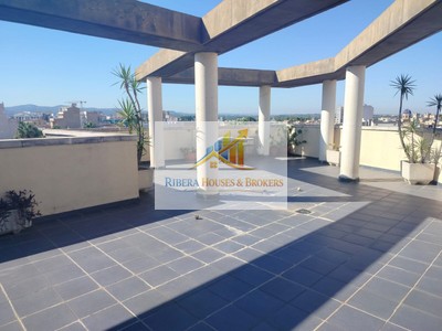 Ático en venta en Benifaio, con 4 dormitorios, 2 baños, plaza de garaje y terraza