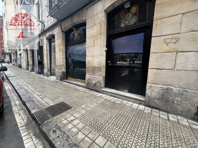 Local comercial en alquiler en Bilbao, con 2 baños