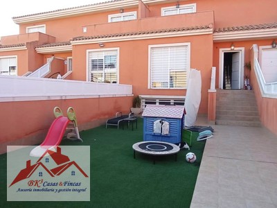 Duplex en venta en Cartagena, Torreciega, con 3 dormitorios, 2 baños y 2 plazas de garaje