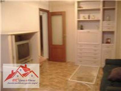 Piso en alquiler en Cartagena, Cartagena - Estación, con 3 dormitorios y baño
