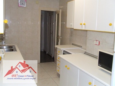 Piso en alquiler en Cartagena, San Ginés - Estación, con 4 dormitorios y 2 baños