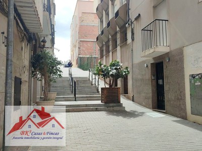 Piso en alquiler en Cartagena, con 3 dormitorios y 2 baños