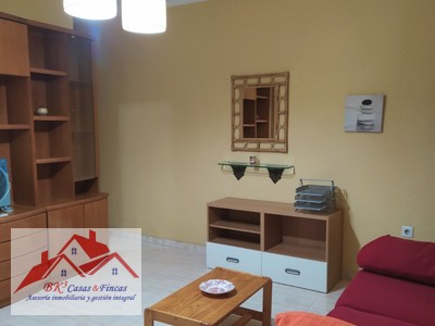 Apartamento en alquiler en Cartagena - Centro, con 1 dormitorio y baño