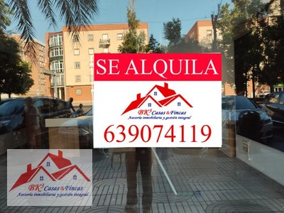 Local comercial en alquiler en Cartagena, con aseo