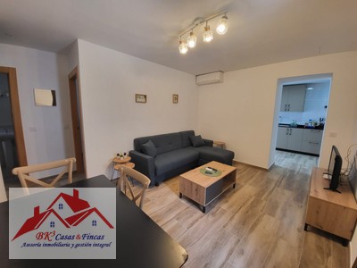 Planta baja en alquiler temporal en Cartagena, La Magdalena, con 2 dormitorios y 2 baños