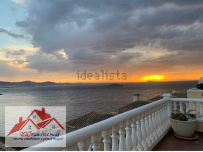 Chalet en alquiler vacacional en La Manga Del Mar Menor, La Manga Del Mar Menor, con 4 dormitorios, 3 baños, plaza de garaje y 2 terrazas