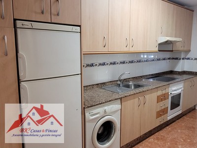 Piso en alquiler en Cartagena, Santa Lucia, con 4 dormitorios, 2 baños y plaza de garaje