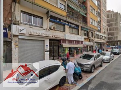 Habitación en alquiler en Cartagena - Centro, con 4 dormitorios y baño