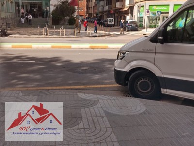 Local comercial en venta en Cartagena, con aseo