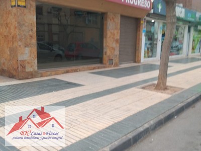 Local comercial en alquiler en Cartagena - Zona Cenit Ensanche, con 2 aseos