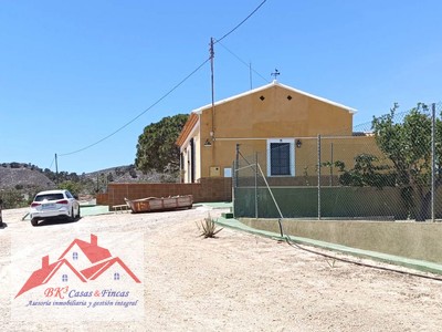 Casa de campo en alquiler en Cartagena, Cuesta Blanca, con 3 dormitorios, 2 baños, plaza de garaje y terreno