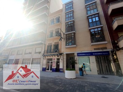 Apartamento en alquiler en Cartagena, con 1 dormitorio y baño