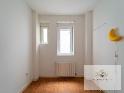 Piso en venta en Madrid, con 2 dormitorios y baño