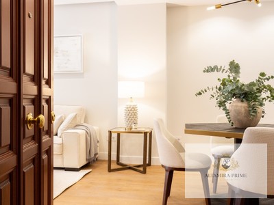 Piso en venta en Madrid, con 3 dormitorios y 3 baños