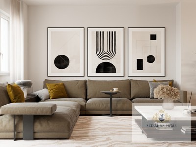 Piso en venta en Madrid, con 3 dormitorios, 3 baños, plaza de garaje, balcón y terraza