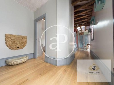 Ático en alquiler en Madrid, con 3 dormitorios y 3 baños