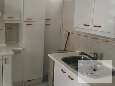 Piso en alquiler en Madrid, Zurbano, con 2 dormitorios y baño