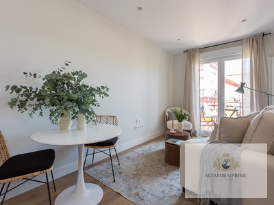 Piso en venta en Madrid, Alonso Cano, con 1 dormitorio, baño, trastero y balcón