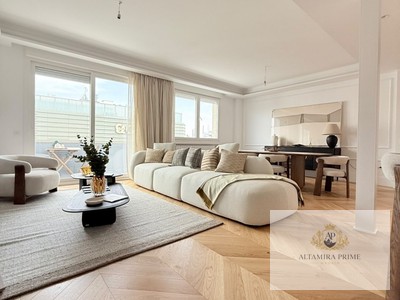 Piso en venta en Madrid, Goya, con 3 dormitorios, 3 baños, aseo, plaza de garaje y terraza
