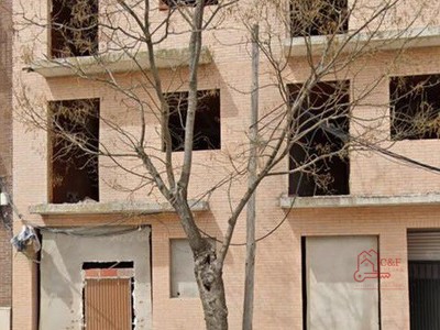 Edificio residencial en venta en Herencia