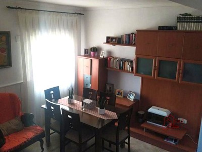 Casa en venta en Alcázar De San Juan, con 3 dormitorios y 2 baños