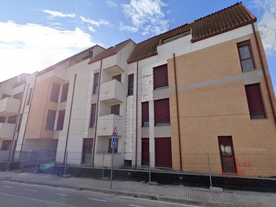 Piso en venta en Herencia, con 3 dormitorios, 2 baños, plaza de garaje, trastero y terraza