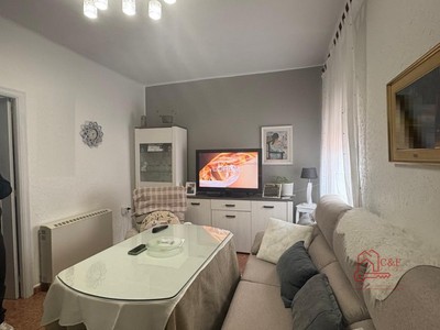 Casa en venta en Alcázar De San Juan, Grupo Renfe, con 4 dormitorios y baño