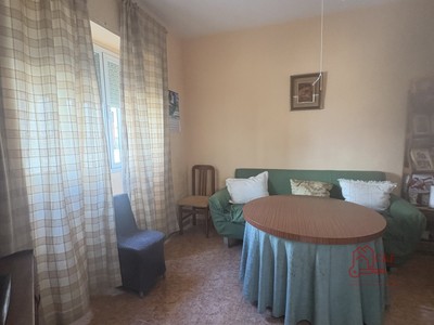 Casa en venta en Campo De Criptana, con 5 dormitorios, 2 baños, plaza de garaje y terraza