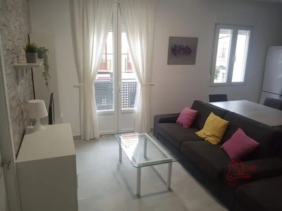 Piso en venta en Alcázar De San Juan, Zona Castelar, con 2 dormitorios, baño, trastero y balcón
