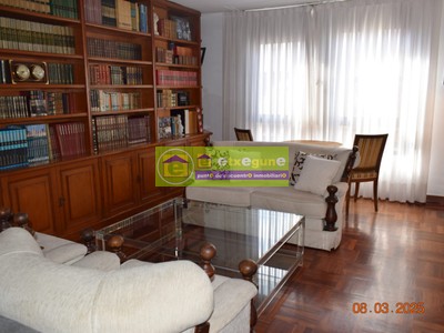 Piso en venta en Getxo, Cl. Andres Larrazabal, con 4 dormitorios, 2 baños y balcón