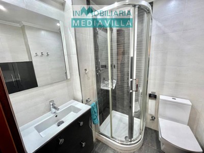 Piso en venta en Portugalete, Carlos Vii, con 2 dormitorios, baño y balcón