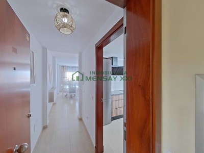 Piso en venta en Puerto Del Rosario, con 2 dormitorios, baño y plaza de garaje