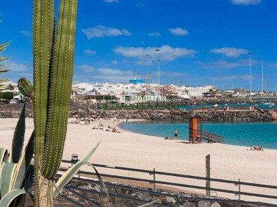 Casa terrera en venta en Puerto Del Rosario, Los Pozos, con 3 dormitorios y baño