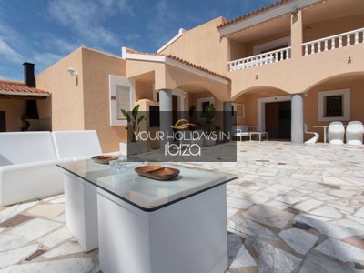 Holiday villa en holiday rentals en Sant Josep De Sa Talaia, Can Bellotera, con 6 dormitorios y 5 baños