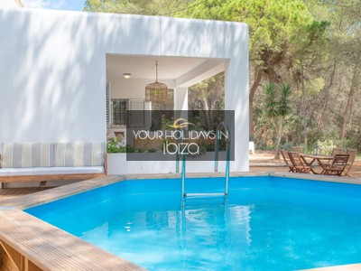 Holiday villa en holiday rentals en Santa Eularia Des Riu, Santa Getrudis, con 4 dormitorios y 2 baños